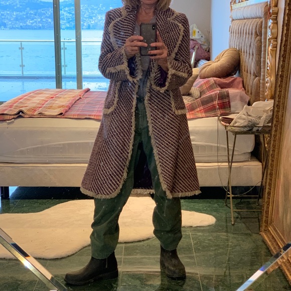 Coat - Picture 5 of 10